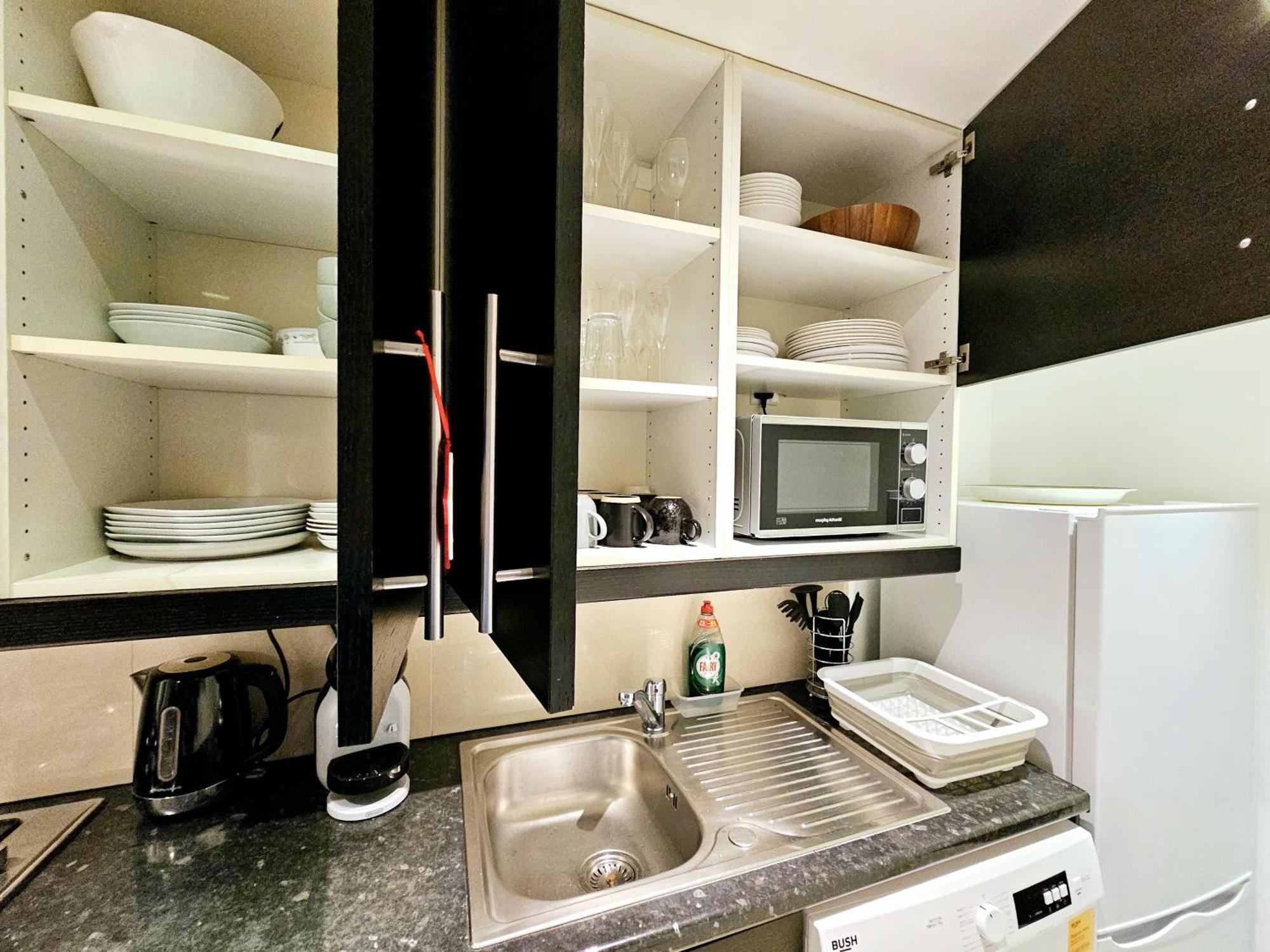 Modern Hyde Park Home With Private Entrance & Private Back Patio Near Bayswater & Paddington Stations London Exteriör bild